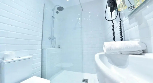 Двухместный номер Standard Hostal Girona