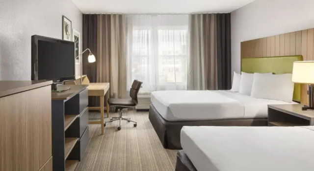 Четырёхместный номер Standard Spark by Hilton Summerville