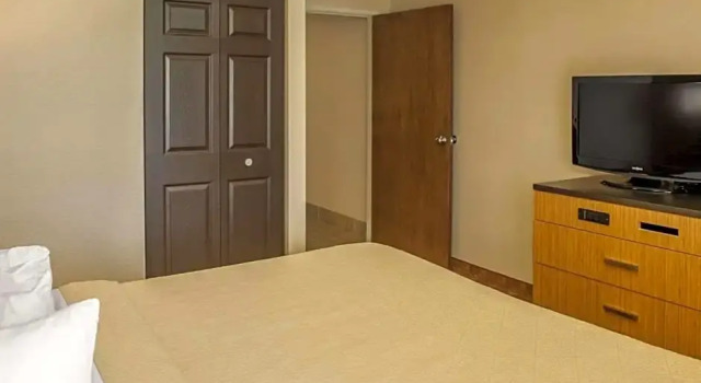 Номер Business Quality Inn Franklin I-65