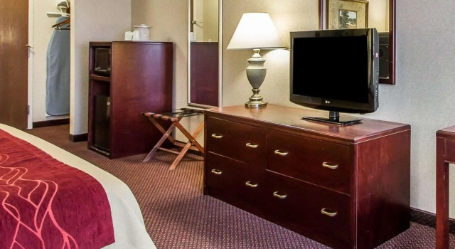 Двухместный номер Standard Quality Inn & Suites Fort Madison near Hwy 61