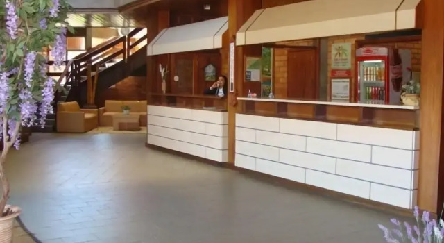 Hotel Fraiburgo, Забронировать Отель Фрайбургу Санта-Катарина