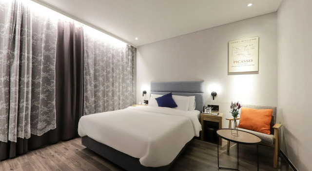 Номер Standard YAJA Hotel