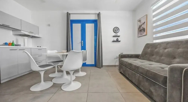 Апартаменты Business с балконом и с видом на город Mansion Miraflores
