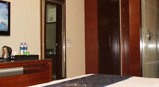 Phoenix Holiday Hotel Haozhou, Book Hotel Bozhou Anhui