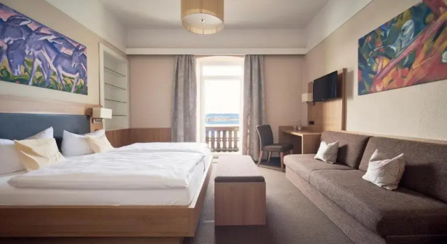 Двухместный номер Comfort с видом на озеро Seehotel Grauer Bär