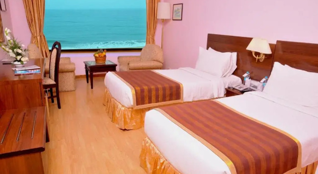 Номер Premium Отель Коллама The Quilon Beach and Convention Center