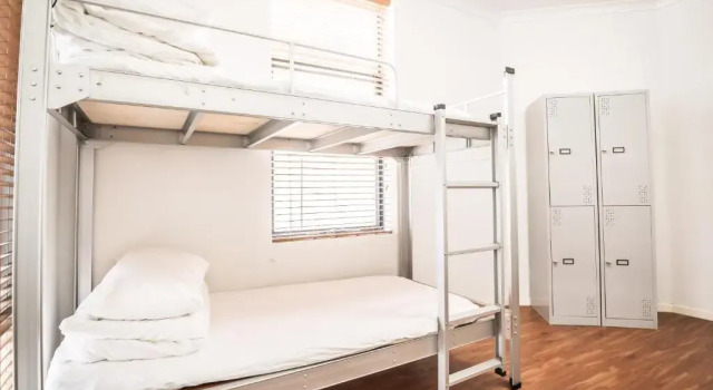 Кровать в общем номере Downtown Backpackers Hostel Perth - note - Valid Passport required for check in