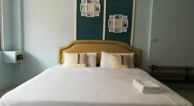 Apple Guesthouse