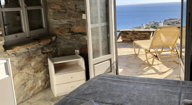 Вилла с 2 комнатами с красивым видом из окна The Traditional Stone Villa
