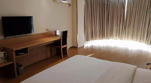 Номер Standard 7Days Premium Zhengzhou Jingsan Road Century Lianhua