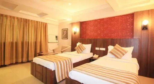 Eden, Rezervovat Hotel Hotely v Gujarat s parkováním, Parkování