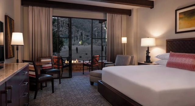Двухместный номер Standard Цокольный этаж с балконом и с видом на горы The Ritz-Carlton, Dove Mountain