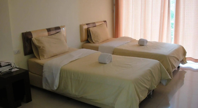 The Room Hotel, Забронировать Отель Накхонпханом 