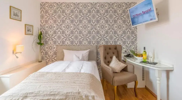 Hotel Krone, Boek Hotel Alzenau in Unterfranken 