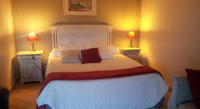 Bed & Breakfast La Bastidaine, Забронировать Отель Отели Calanques National Park с бассейном, Бассейн