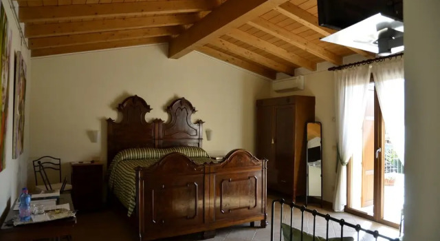 9 Muse Bed and Breakfast, Buchen Sie Hotel Canneto sull'Oglio Lombardei