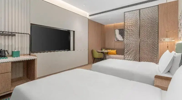 Четырёхместный номер Premium Holiday Inn Liaoyuan City Center by IHG