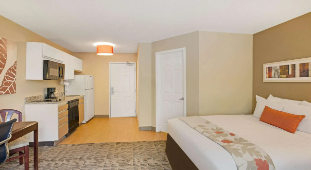 Двухместный номер Standard MainStay Suites Chicago Schaumburg