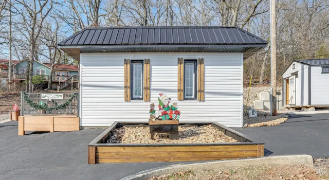 Walk to Current River: Ozarks Adventure Home!, Book Feriehus Villaer i Van Buren, Villa