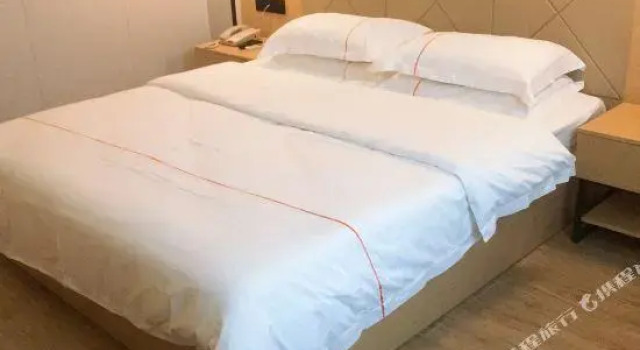 Люкс Deluxe Liyuan Hotel (Guangzhou Beixing Wanda Plaza)