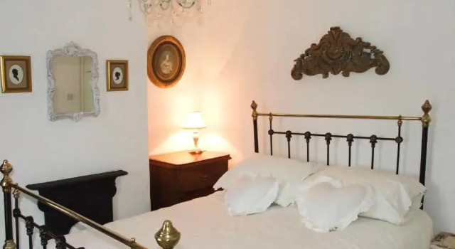 4 Ecclesbourne Cottages