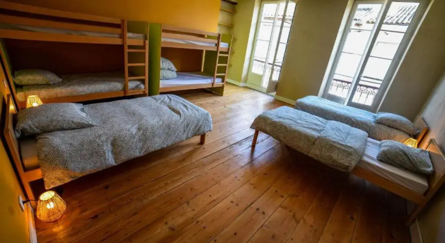 Кровать в общем номере Amañi Hostel