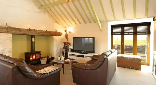 Beach House - Dryll-y-gro, Book Feriehus Villaer i Llanfaethlu, Villa
