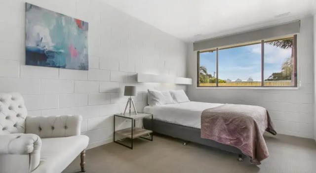 Апартаменты Hybiscus Waterfront Apartments