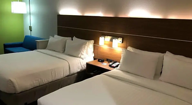 Люкс с 2 комнатами Holiday Inn Express Pineville-Alexandria Area by IHG