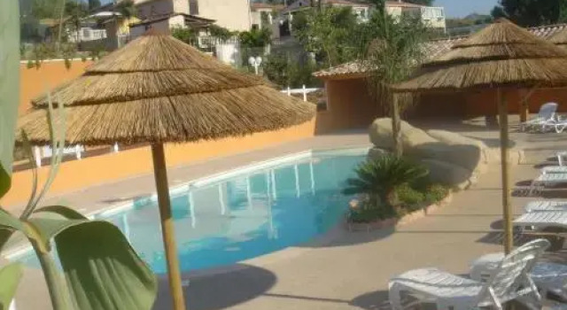 Appart Hotel Lou Castelet