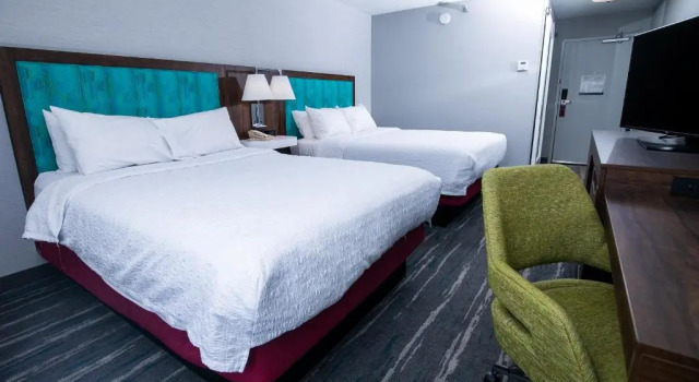 Четырёхместный номер Standard Hampton Inn Pickwick Dam-At Shiloh Falls