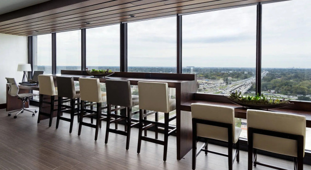 Четырёхместный номер Standard Baton Rouge Marriott