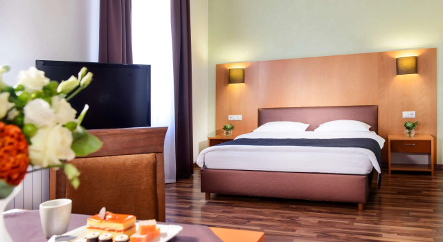 Greguar Hotel by UHM, Book Hotel Pecherskyj Kyiv