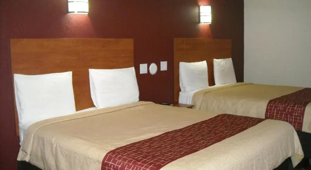 Четырёхместный номер Standard Bastrop Inn