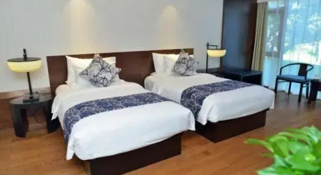 Huaxing Hotel Branch 1