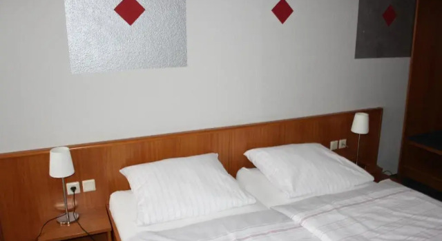 Energie17, Rezervovat Hotel Harsum 