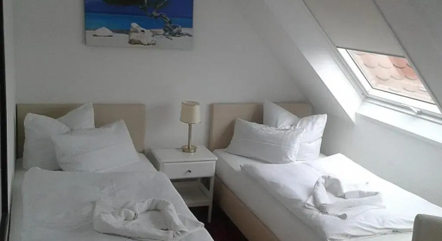 Четырёхместный номер Comfort Hotel Alt-Connewitz