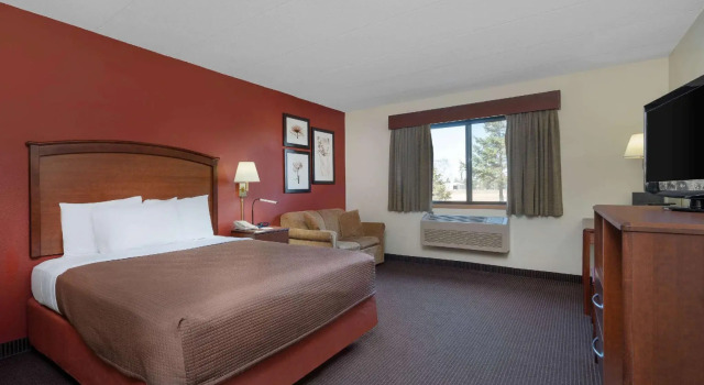 Двухместный номер Standard AmericInn by Wyndham Park Rapids