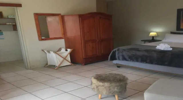 Номер Economy Le Petit Chateau Guest House