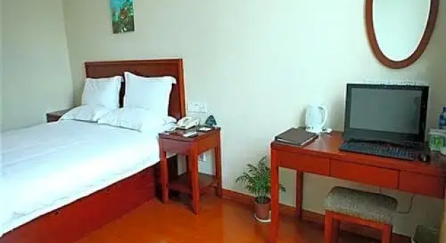 Двухместный номер Standard GreenTree Inn Nantong Rudong Bus Station Express Hotel