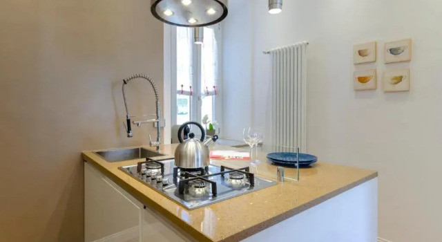 ALTIDO Family friendly Apt for 6, near Royal Palace Museum, Забронировать Отель Генуя Итальянская Ривьера, рядом с D'Albertis Castle