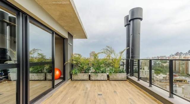 Apartment in Condominium With Gym in PoA - Ips0701