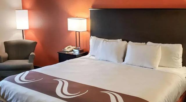 Standard Zimmer Quality Inn Atchison