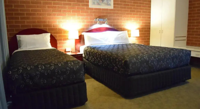 Семейная студия Barooga River Gums Motor Inn