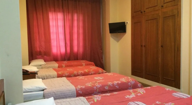 Четырёхместный номер Standard Lux Hotel