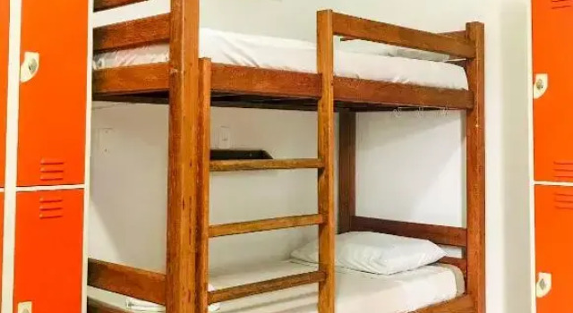 Кровать в общем номере Floripa Hostel CENTRO