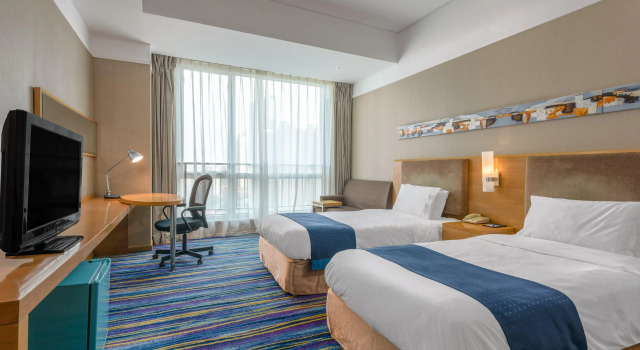Holiday Inn Express Tianjin Heping by IHG, Забронировать Отель Хэпин Тяньцзинь