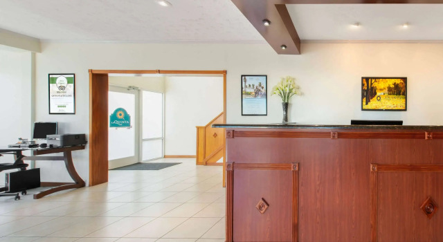 La Quinta by Wyndham Clearwater Central, Buchen Sie Hotel Clearwater Beach Clearwater-St Pete Beaches