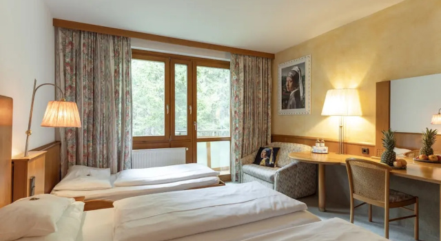 Двухместный номер Comfort с видом на горы Hotel Restaurant Südrast Dreiländereck