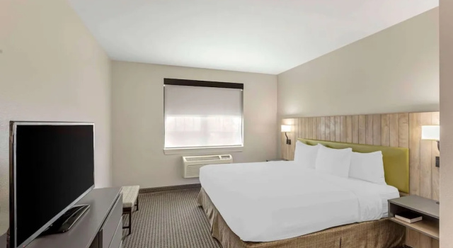 Двухместный номер Standard Country Inn & Suites by Radisson, Elk Grove Village-Itasca